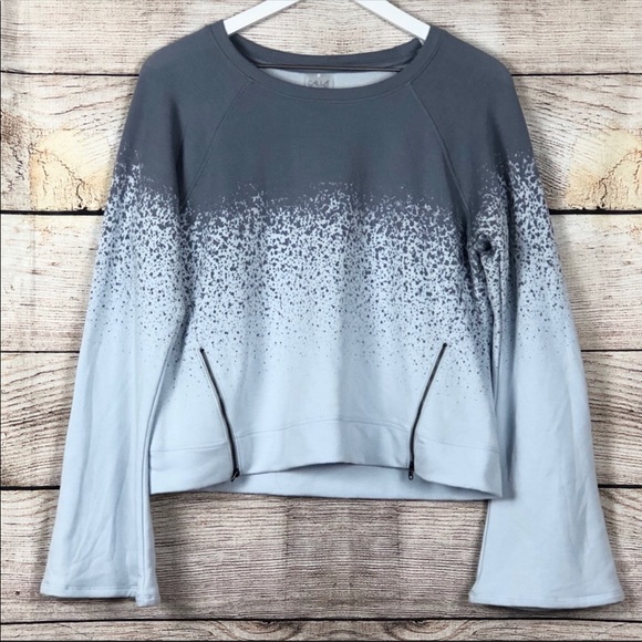 CALIA by Carrie Underwood Sweaters - Carrie Underwood | Pullover Bell Sleeve Sweater